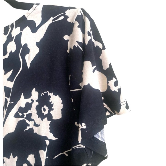 Talbots Wrap Blouse Small Cream Black Floral Flutter Sleeves - Picture 4 of 6